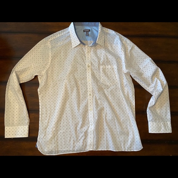 Van Heusen 2XL Button Down Shirt - Picture 2 of 4
